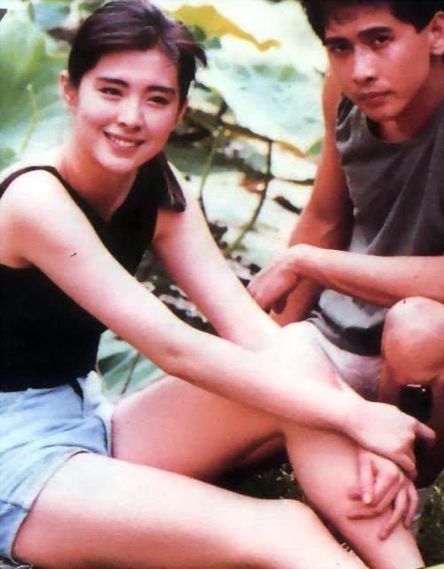 54岁王祖贤美图,亚洲第一长腿女星周慧敏