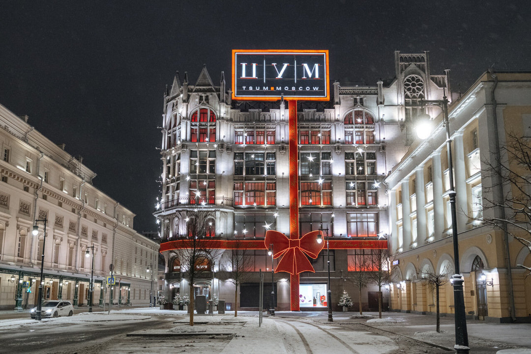 Kylie把公司卖了6个亿？DIORandRIMOWA小箱子终于可以背上身！「每周时报」