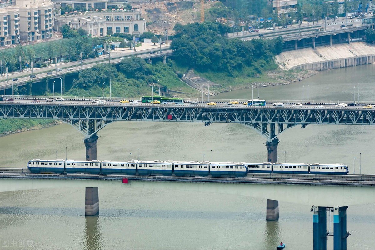 长江索道游玩重庆轨道交通2号线,重庆轨道交通2号线游玩攻略