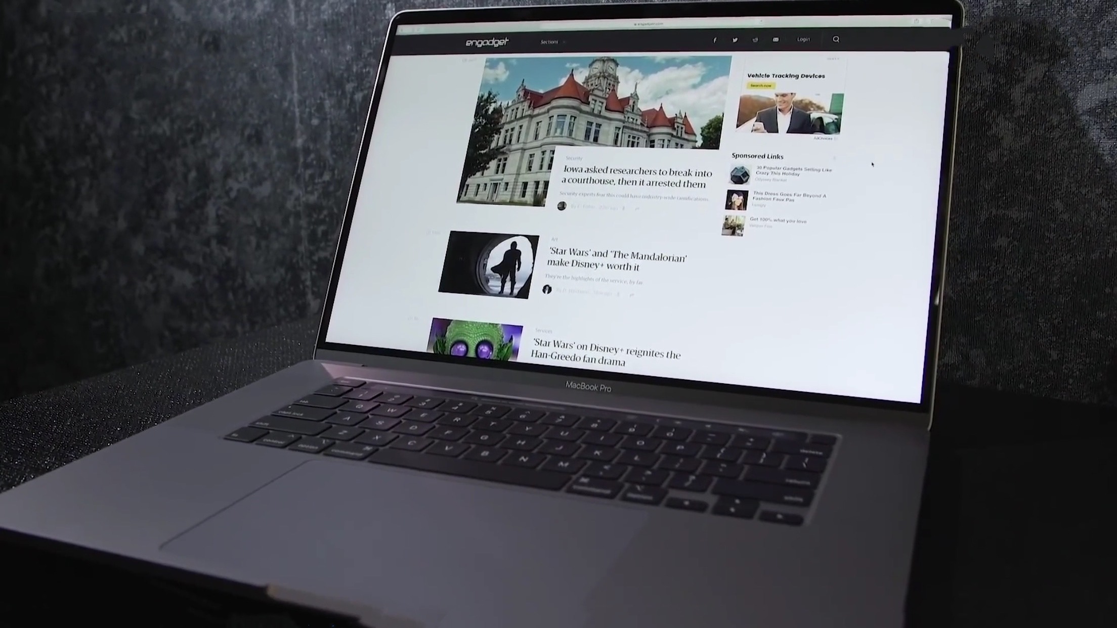 macbookpro13寸m1评测,macbookpro19和20区别