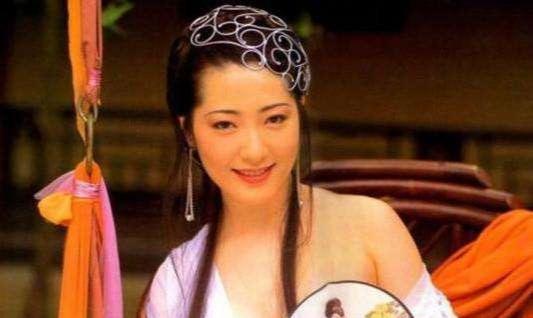 *思敏杨**从潘金莲到亚洲第一美胸，后患癌切除乳房，现状如何？