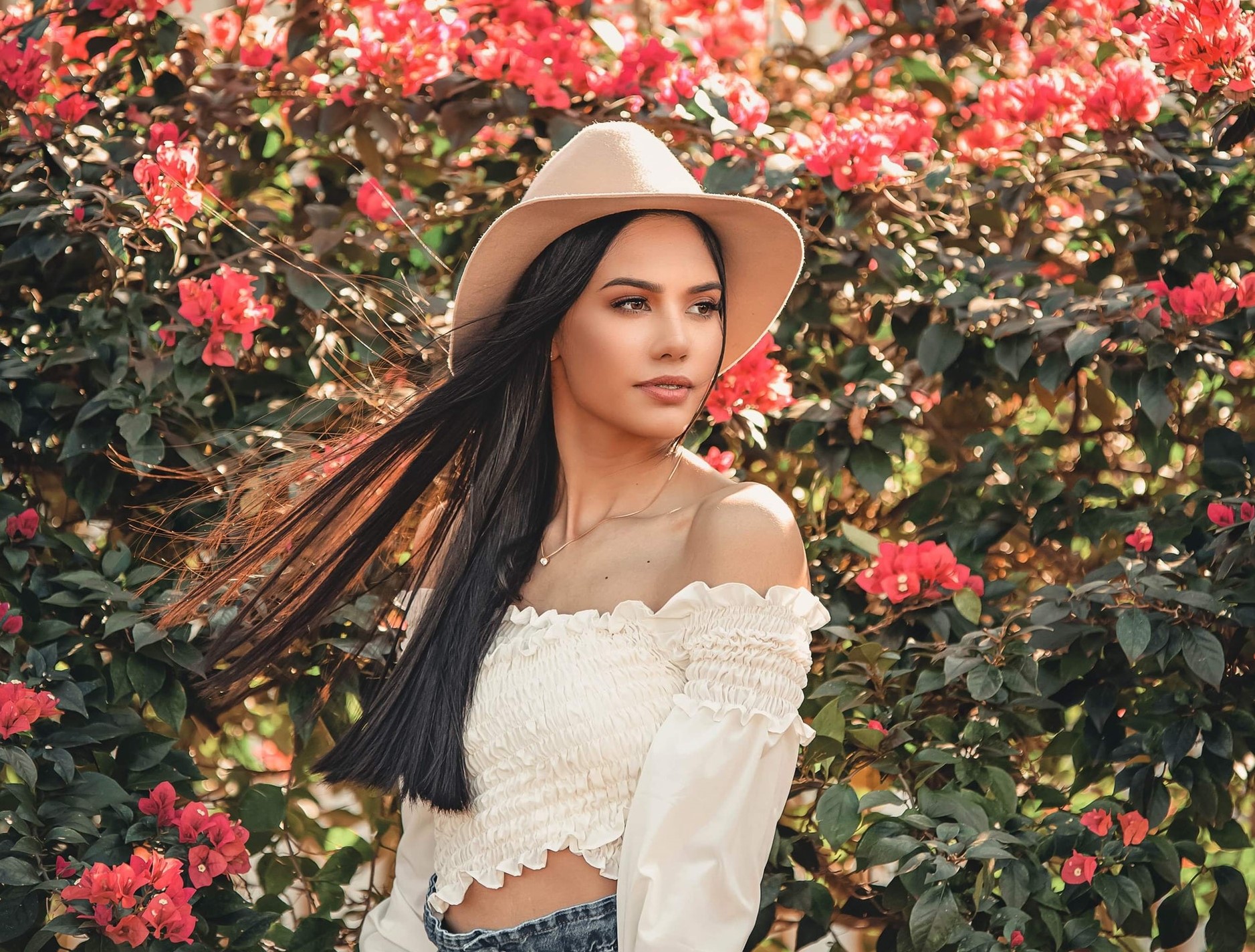 已婚男人跟女人逢场作戏的表现,女人逢场作戏的六种表现