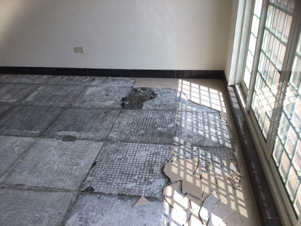 废弃的瓷砖踢脚线怎么利用,旧瓷砖做踢脚线怎么处理