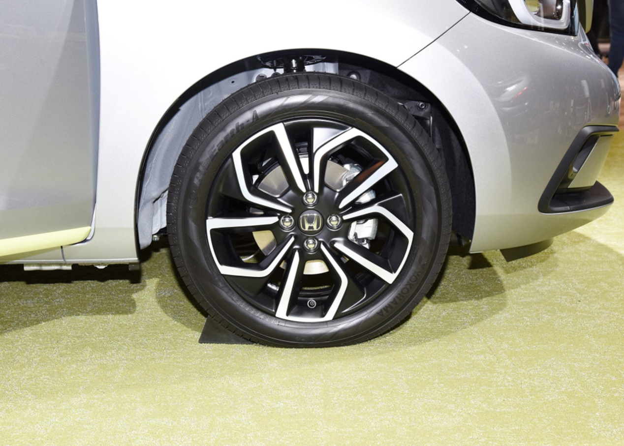 本田飞度改色双色灰魅紫双拼,本田飞度潮跑pro2023双色版