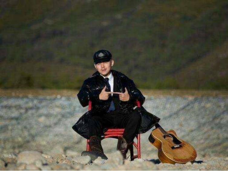 曾是央视知名主持人,主持人大冰近况