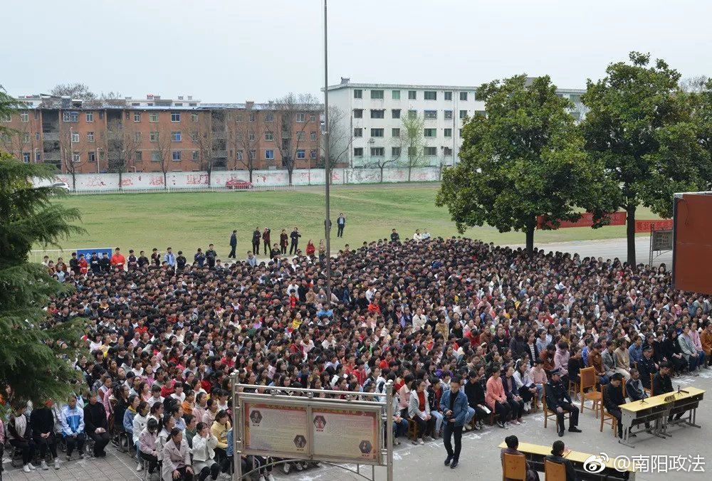 网络贩卖枪支处罚标准,网络贩卖枪支管辖问题