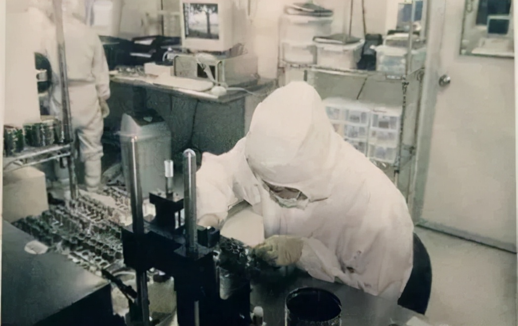 半个世纪前，一套价值700万瑞士法郎的进口设备被秘密运到秦岭