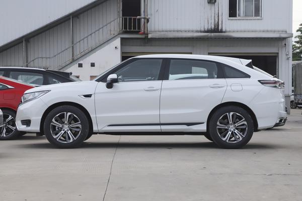 本田ur-v2020款四驱尊享版落地价,本田ur-v四驱顶配感受