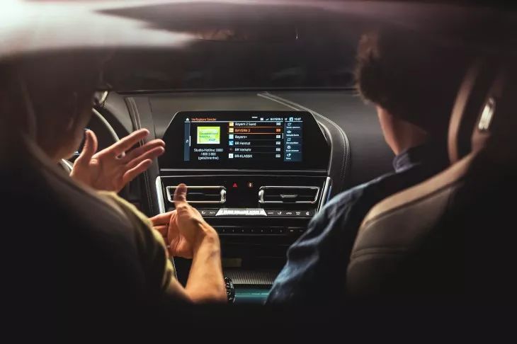 宝马id7carplay使用教程,宝马id7最新系统怎么样