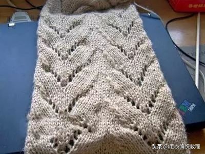 用手就可以织出一条完美的围巾,保暖实用的围巾系法教程