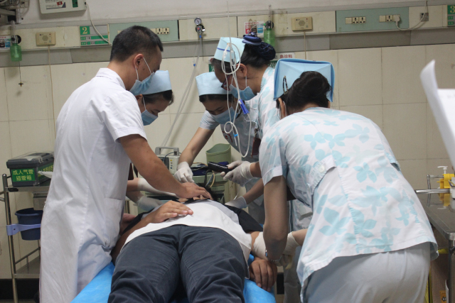 生气会引起突然发冷发抖吗,生气引起身体发抖怎么回事