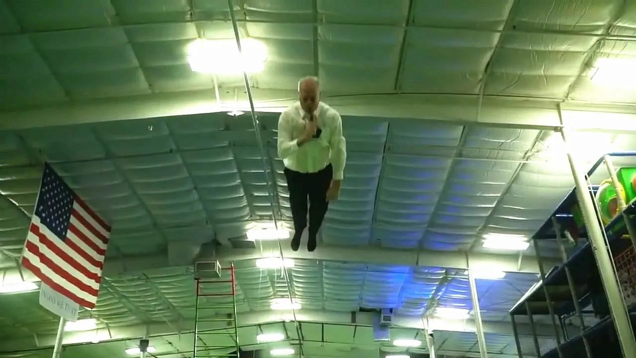 老人花式蹦床,60多的老人爱跳爱运动