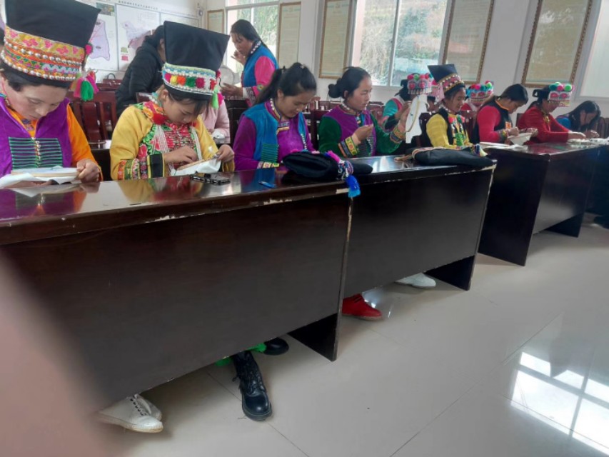 摆榔彝族布朗族乡简介,摆榔彝族布朗族乡蓝莓基地