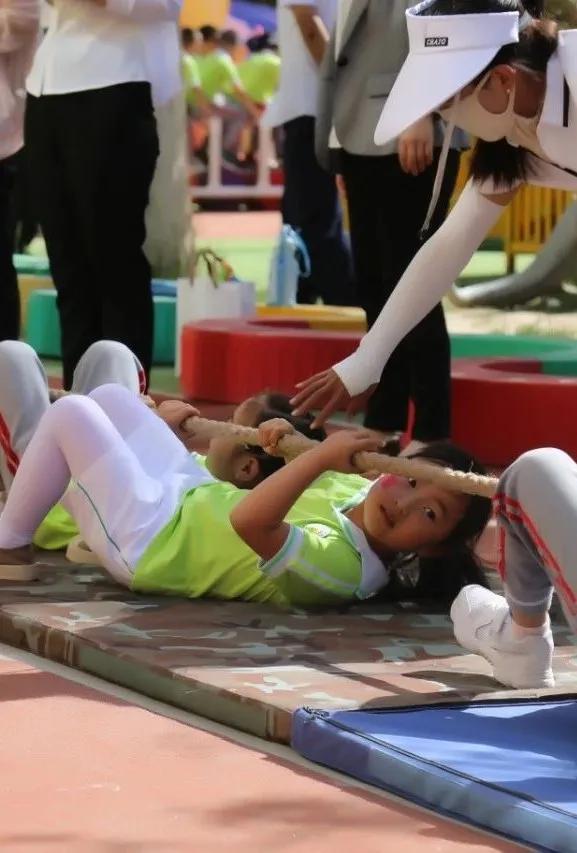 幼儿园我是小红军重走长征路游戏,小班重走长征路闯关游戏