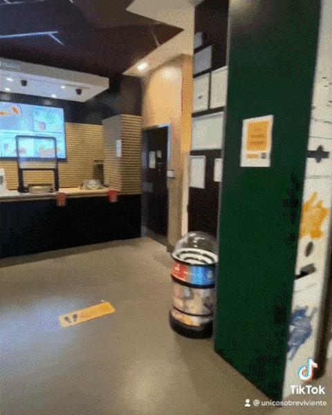 抖音上为什么有那么多穿越的,穿越到2027年的人抖音