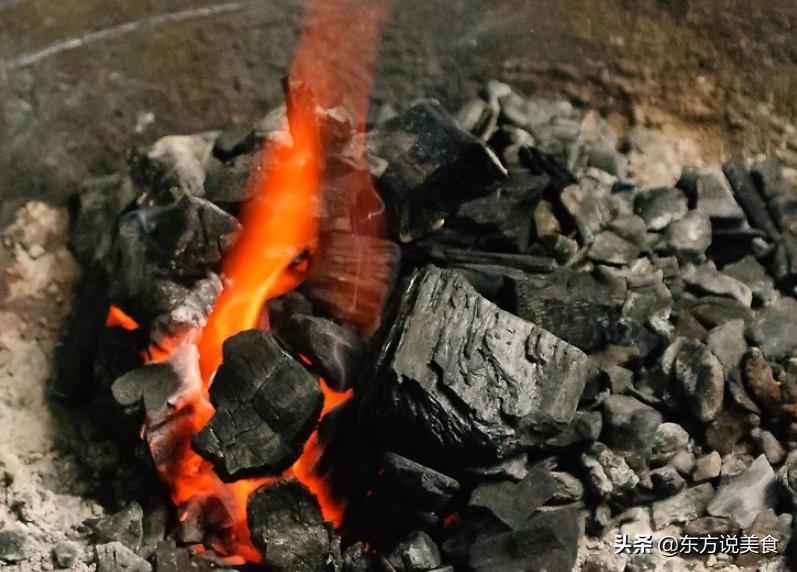 猪排的正确吃法和腌制方法,烟熏猪排的正确吃法