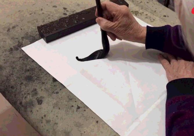 入木三分和力透纸背,力透纸背和入木三分是什么关系