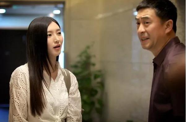 从王晓晨到江疏影，和张嘉益搭档的女星那么多，谁的CP感最强？