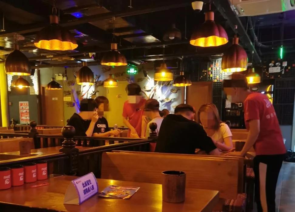 蜜雪冰城奶茶界拼多多,酒水界的拼多多