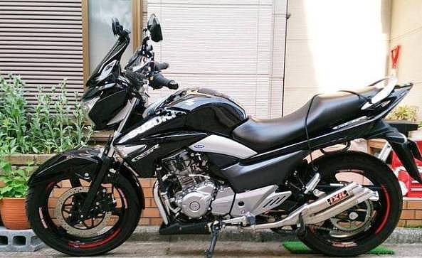 铃木gw250造型老气,豪爵gw250为什么外观一直老气