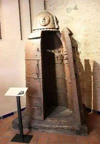 欧洲刑罚十大酷刑,欧洲最残忍的酷刑大全