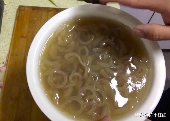 大厨教我做正宗水晶皮做法视频,大厨教你水晶蒸饺的做法晶莹剔透