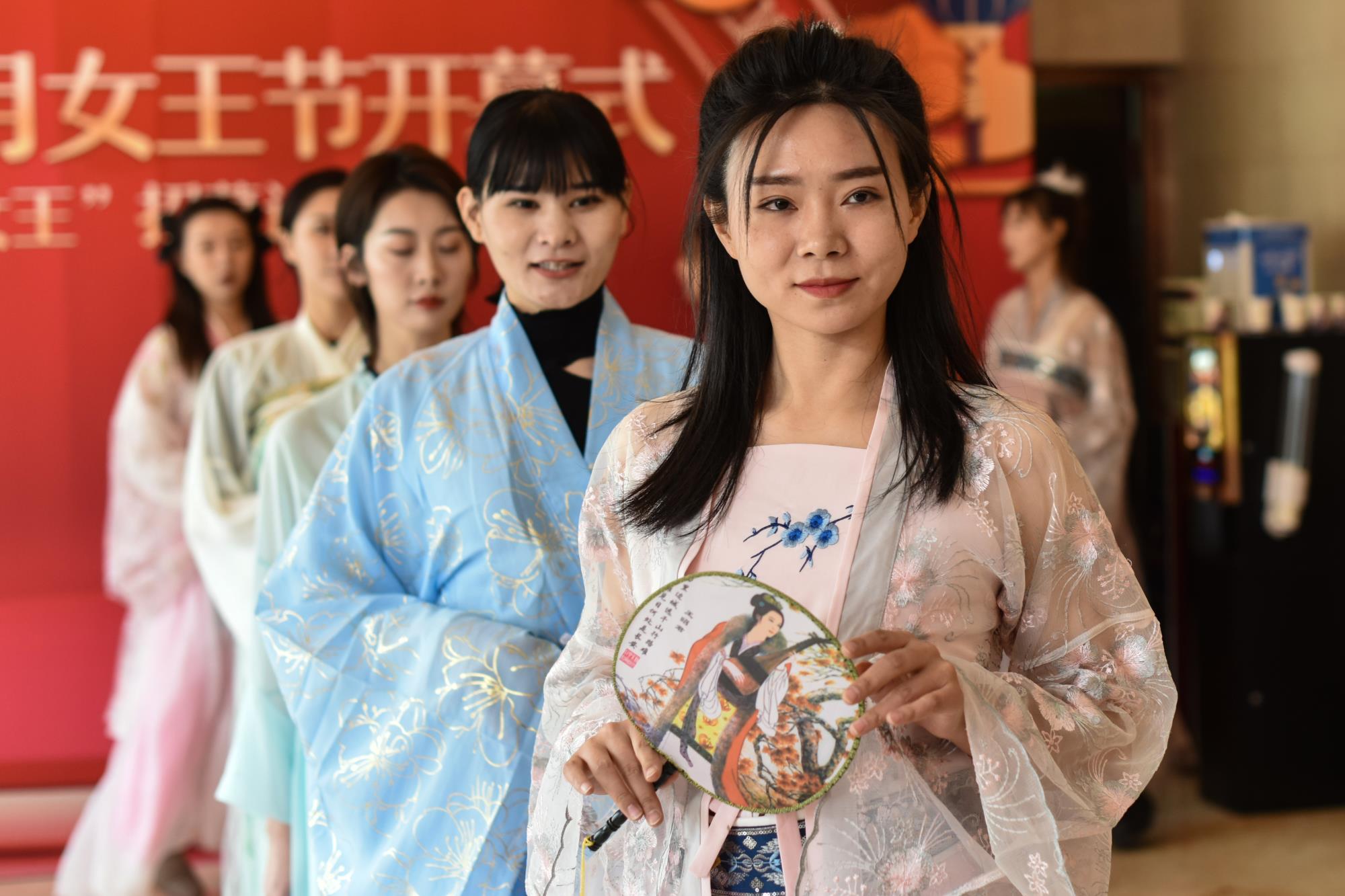 全程高能！一场国潮色彩、气蕴东方的视觉穿越美宴在太原丽都拉开帷幕