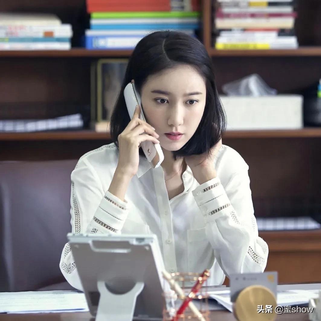 30-40岁微胖型女士气质穿搭陈数,陈数秋冬职场穿搭