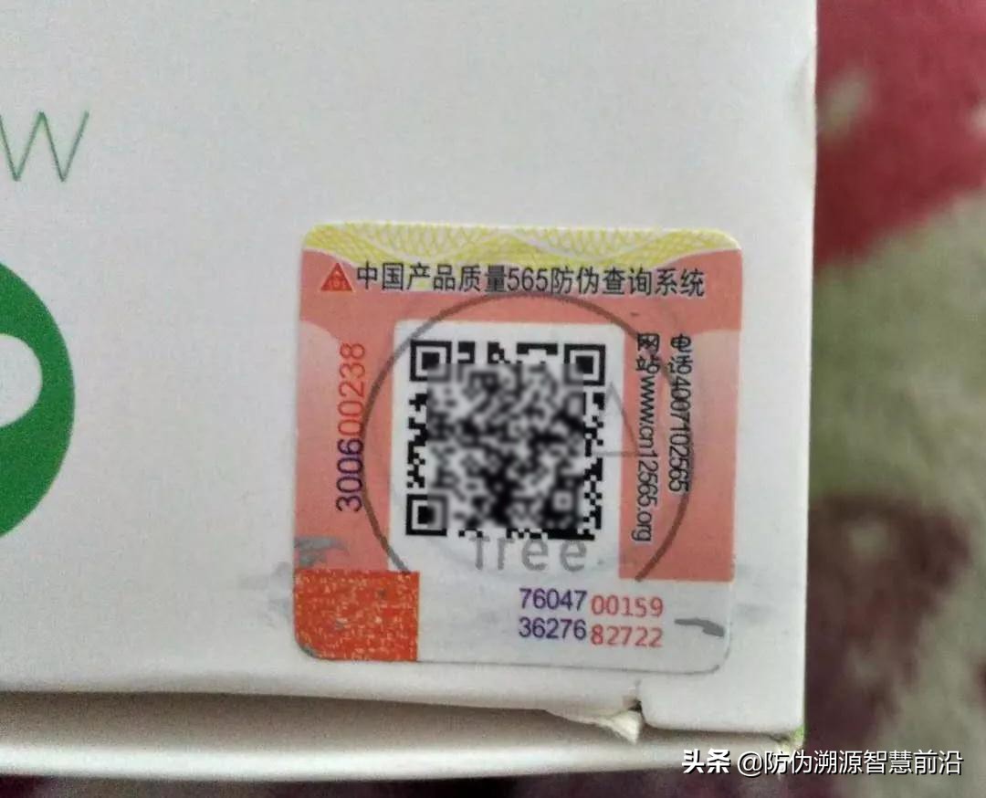 comotomo硅胶奶瓶好用吗,comotomo奶瓶盖吸管