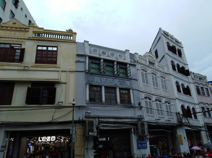 冬日畅游海口体验海口美食和美景,海南之旅海口夜景