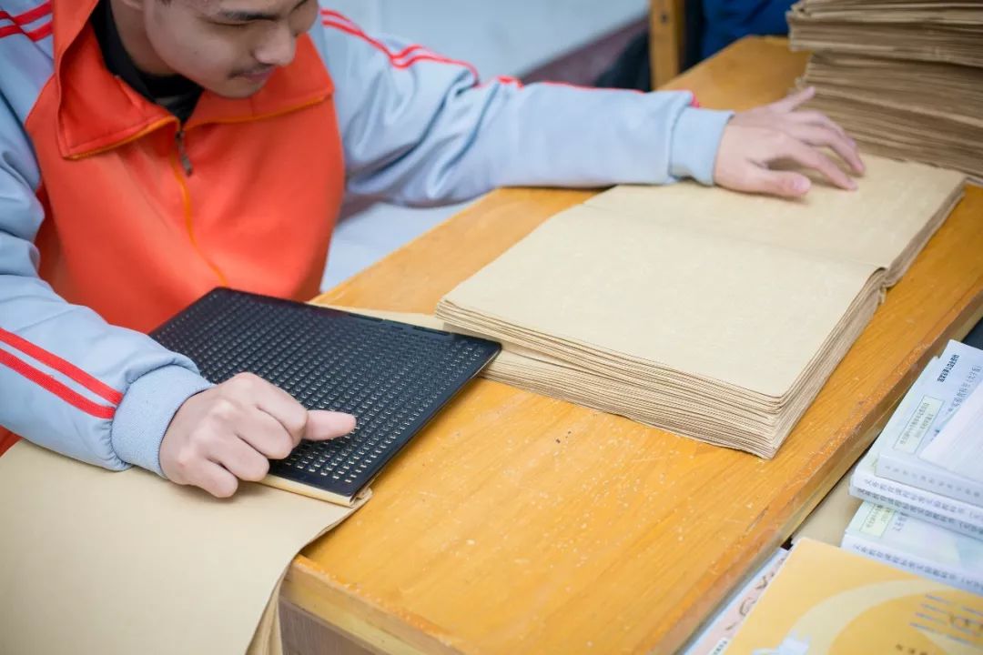 江苏徐州五岁孩子,徐州五中的孩子