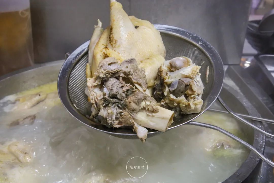 曲靖200一碗的过桥米线,曲靖高端过桥米线