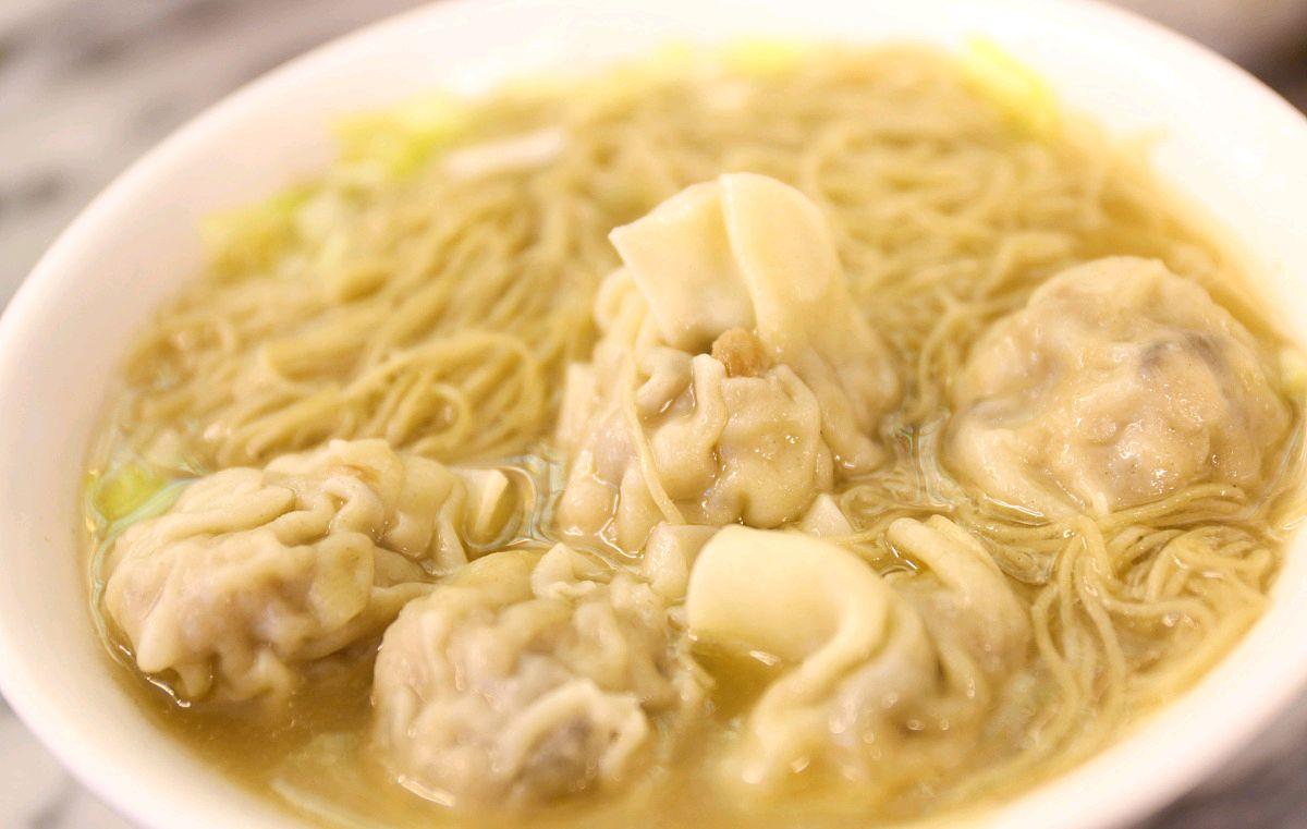 广味云吞汤底配方,吉祥馄饨的虾仁云吞面怎么做