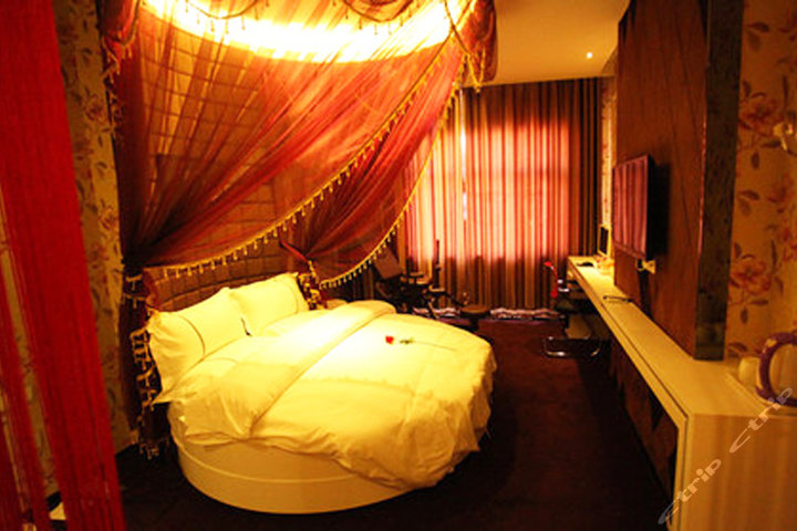 酒店水床有何隐含意义,酒店里的水床是干嘛的