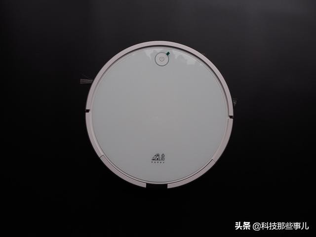 铲屎官不再抓耳挠腮的福利，千元扫地机器人小狗R30上手体验