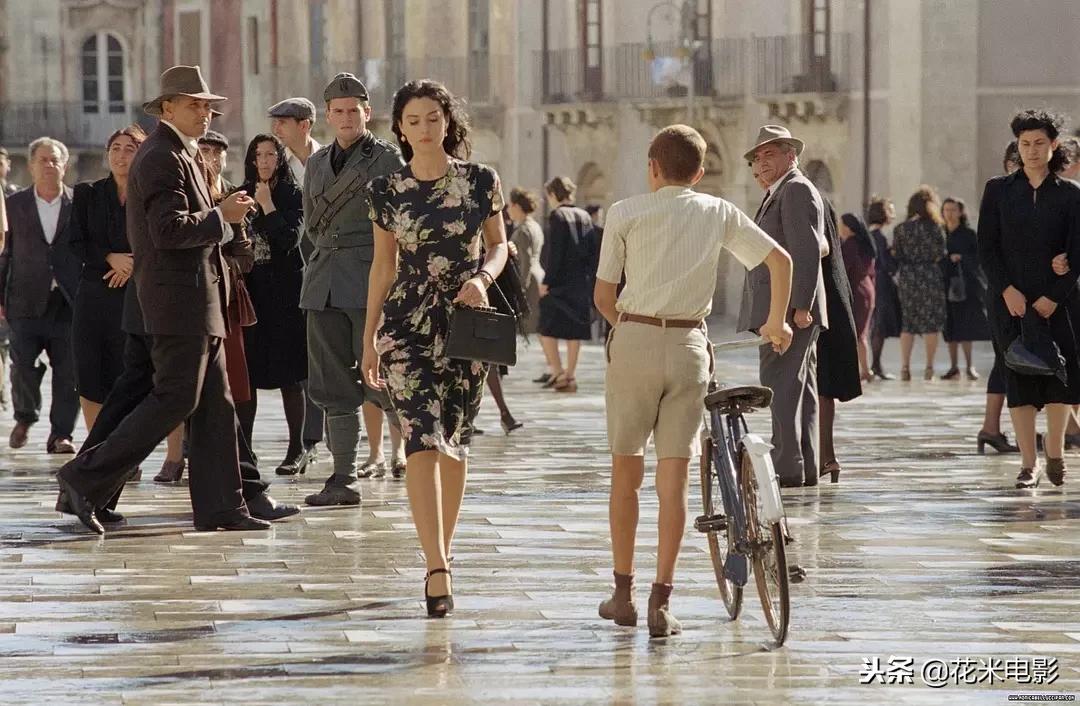 13岁青春叛逆期的男孩,13岁男孩进入青春期有什么变化