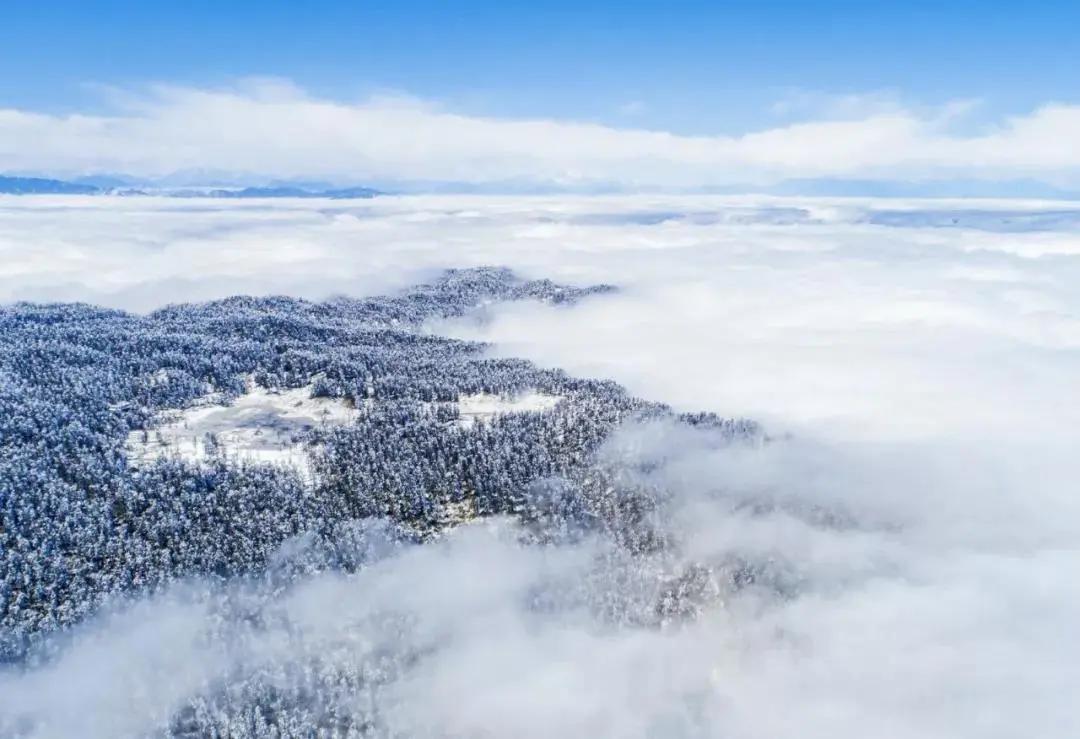 成都周边春节滑雪泡温泉,成都可以玩水也可以玩雪的地方