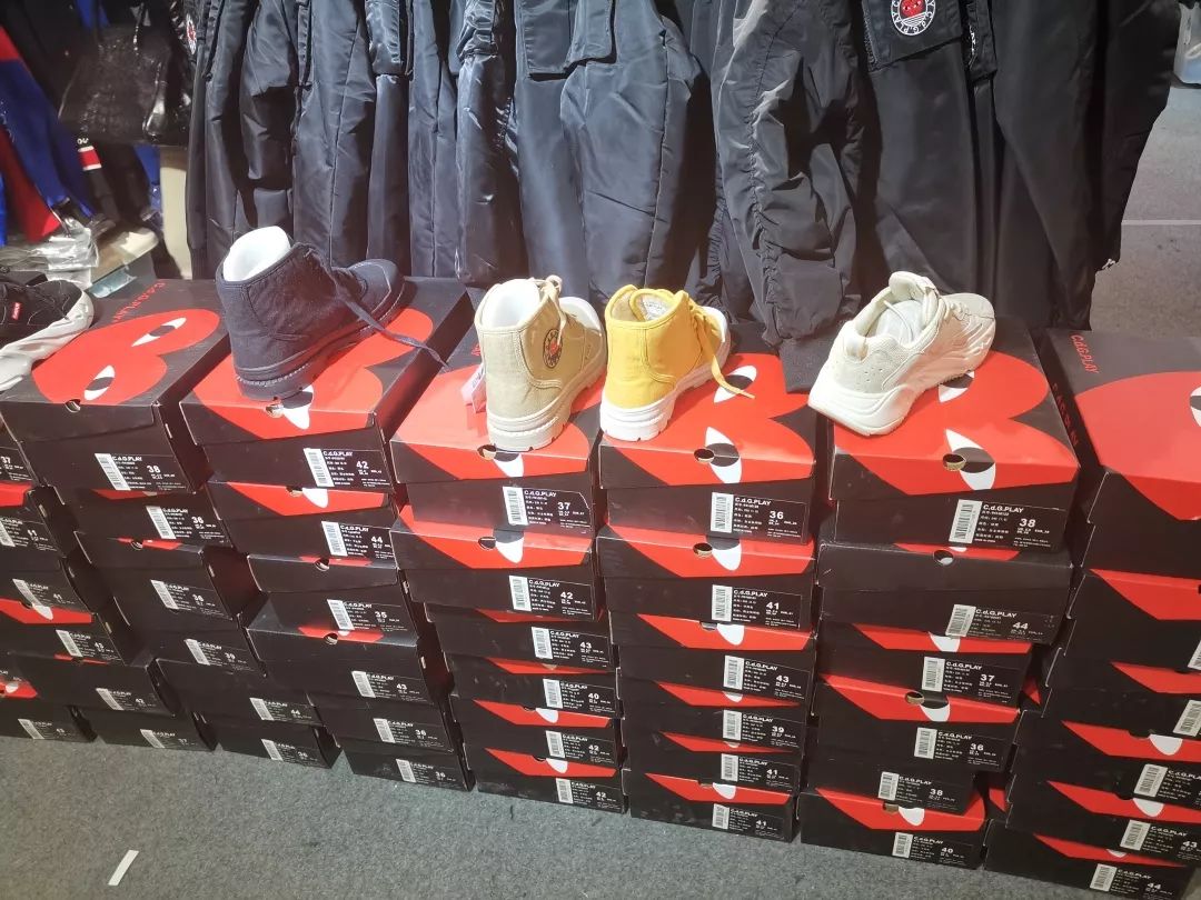 山寨版川久保玲,商场里的假川久保玲