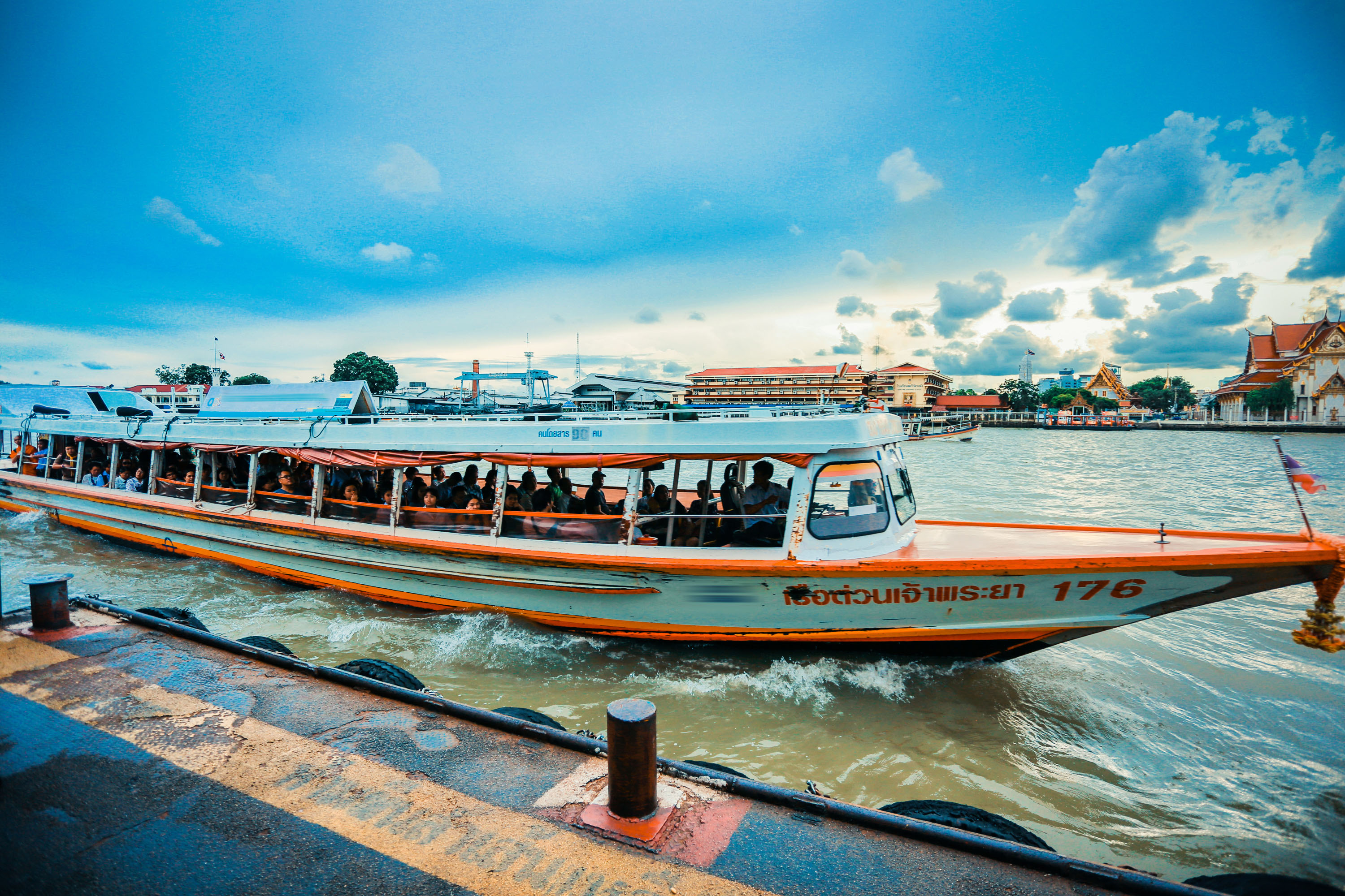 摩天轮夜市曼谷坐摩天轮多少钱,摩天轮夜市免费景点