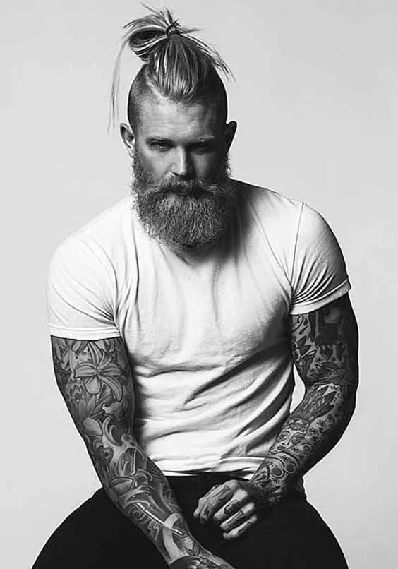 现在比较流行的男士发型有哪些,男士硬发质发型长发