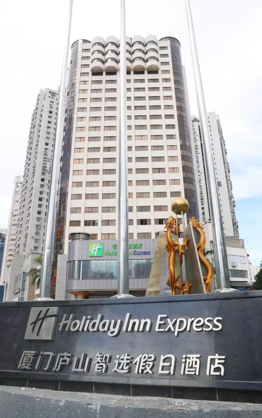 又一酒店,一酒店倒塌致多人被埋