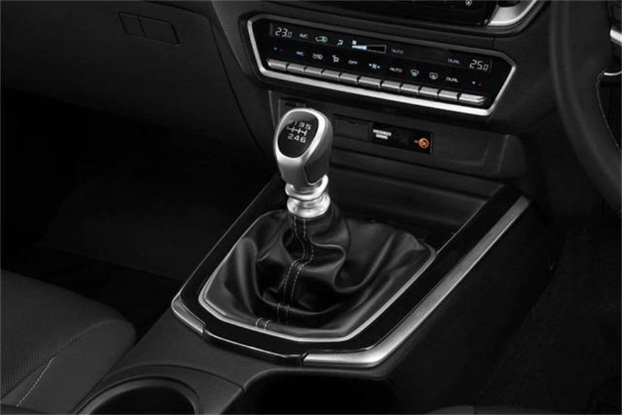 新款五十铃皮卡dmax越野,大家为什么不买五十铃皮卡dmax