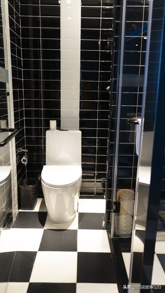 唐山足球主题酒店,唐山南湖景区足球主题酒店