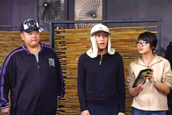 44岁港星成网大烂片王：曾是星爷*用御**绿叶，获刘德华支持成导演