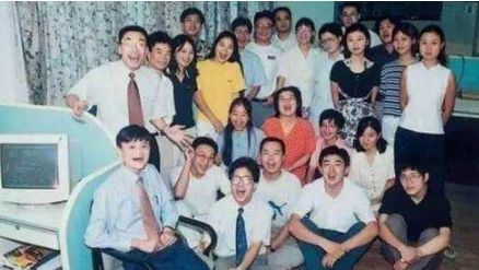 马化腾多少岁开始创业,许家印和马化腾哪个强