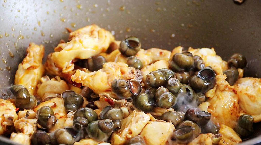 螺蛳肉跟什么烧好吃,螺蛳肉一般和什么菜搭配一起吃