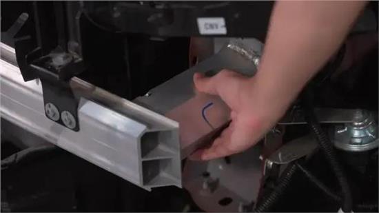 标致4008拆车,标致4008拆钥匙