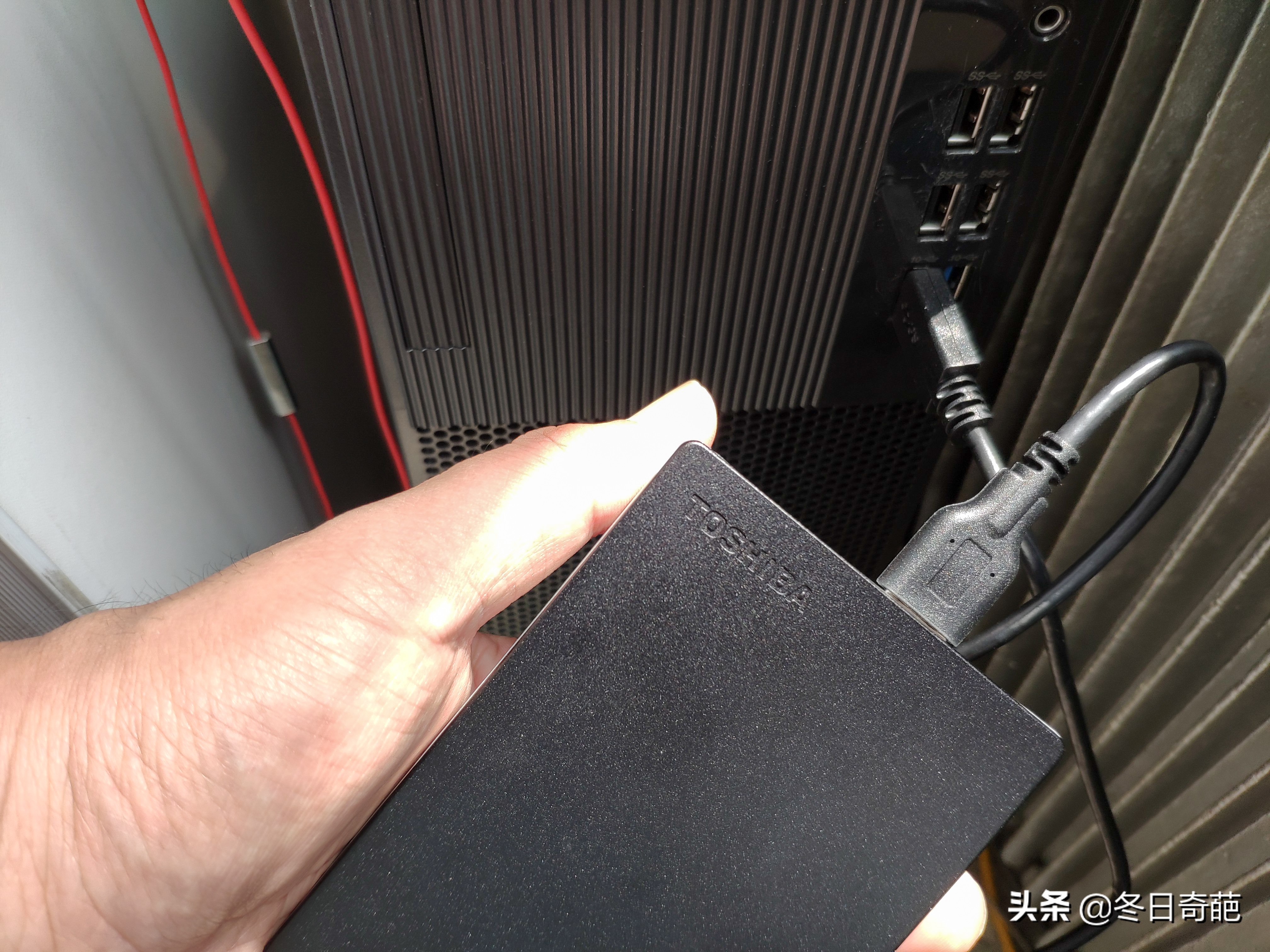 东芝移动硬盘slim真假区别,东芝移动硬盘slim4