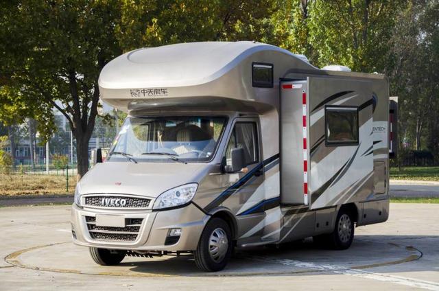 中天依维柯2045越野房车蒙古版,中天房车2021无拓展房车价格