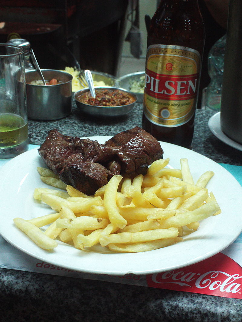 乌拉圭蒙得维地亚拉普拉塔河,乌拉圭首都蒙得维的亚现代别墅